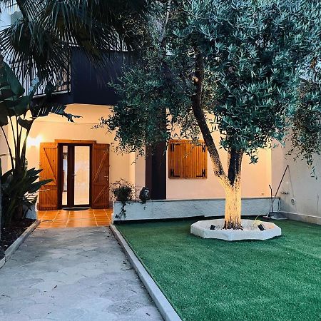Villa Giorgia Al Mare Bisceglie Eksteriør billede